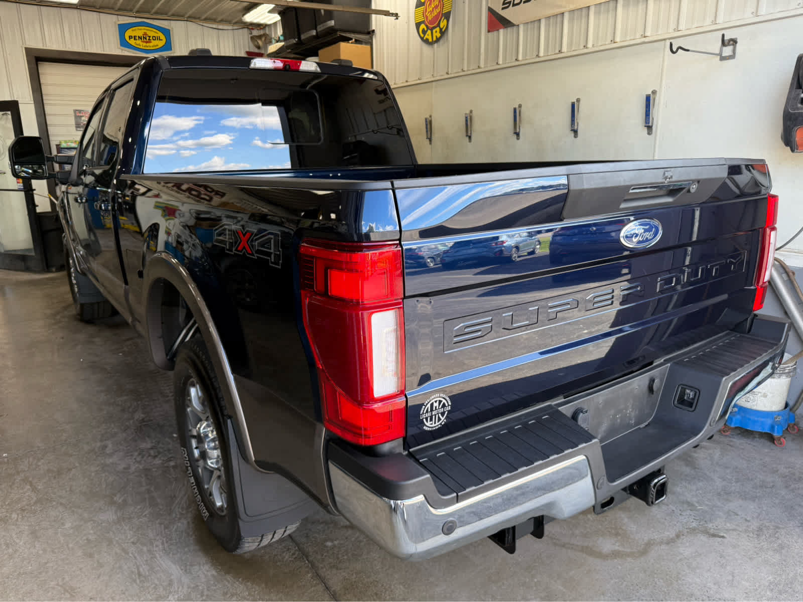 Used 2022 Ford F250 Lariat w/ Lariat Ultimate Package AWD/4WD image 8