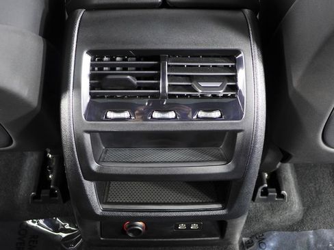 Used 2024 BMW X5 sDrive40i w/ M Sport Package RWD image 24