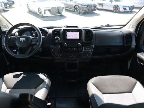 Used 2025 RAM ProMaster 2500 w/ Convenience Group FWD image 24