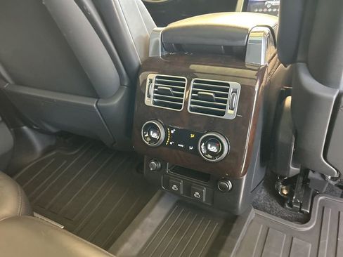 Used 2022 Land Rover Range Rover Westminster Edition image 32