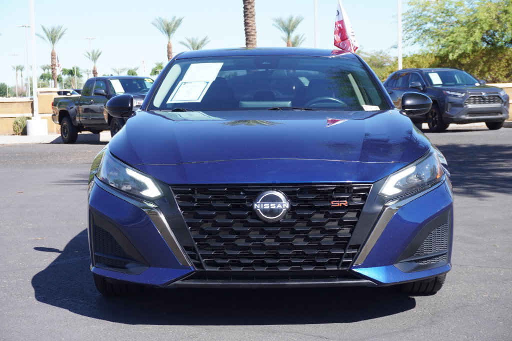 Certified 2024 Nissan Altima 2.5 SR w/ SR Premium Package FWD image 5