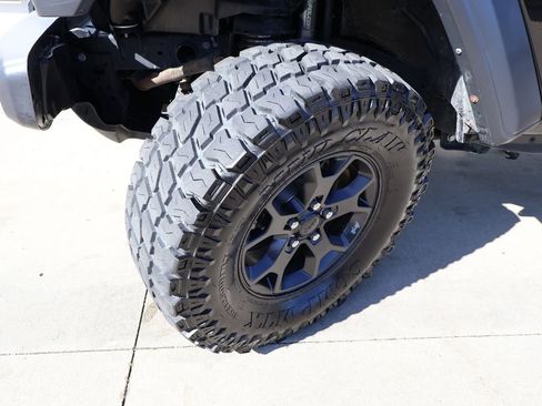 Used 2021 Jeep Wrangler Unlimited Sport AWD/4WD image 34