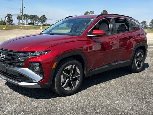 Used 2025 Hyundai Tucson SEL image 3