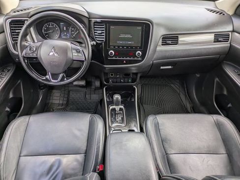 Used 2020 Mitsubishi Outlander ES AWD/4WD image 22