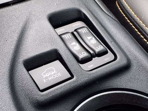 Used 2022 Subaru Crosstrek 2.5i Sport w/ Popular Package #3 image 22