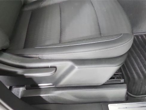 Used 2026 Chevrolet Silverado 1500 LT AWD/4WD image 22