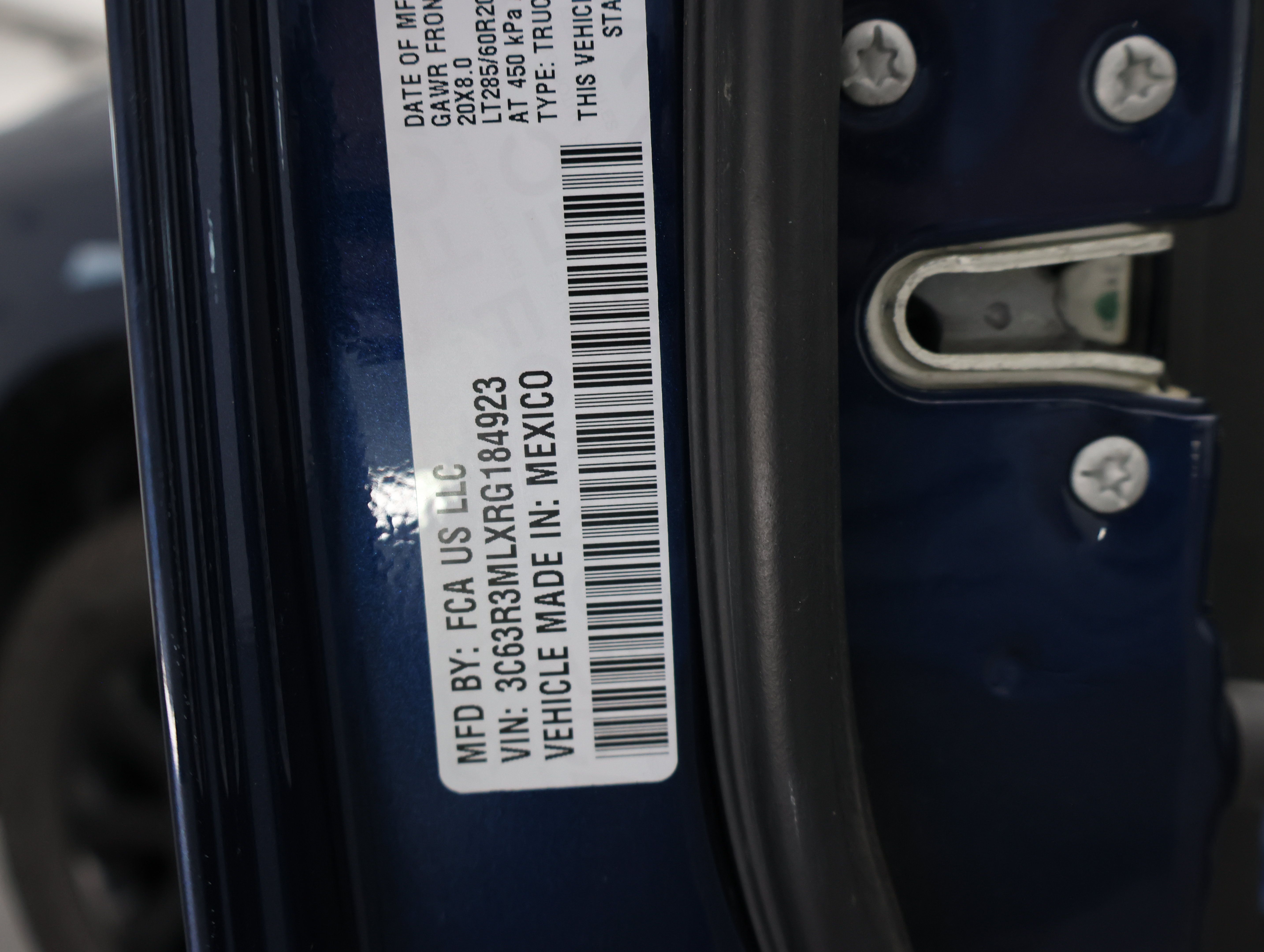 Used 2024 RAM 3500 Laramie w/ Night Edition AWD/4WD image 86
