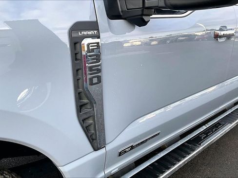 Used 2024 Ford F350 Lariat image 8