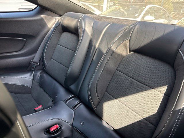 Used 2016 Ford Mustang Shelby GT350 w/ Technology Package RWD image 7