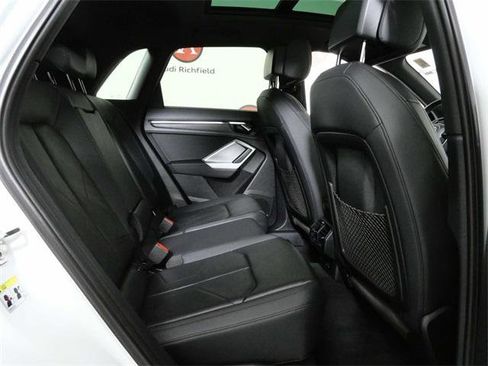 Used 2021 Audi Q3 2.0T Premium Plus image 13