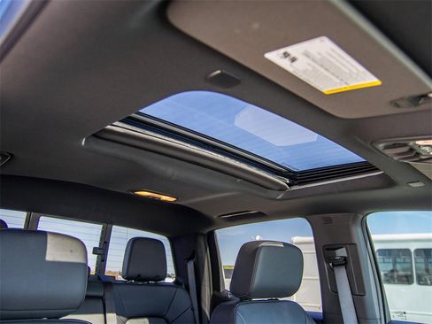 New 2026 GMC Canyon Elevation w/ Convenience Package image 12