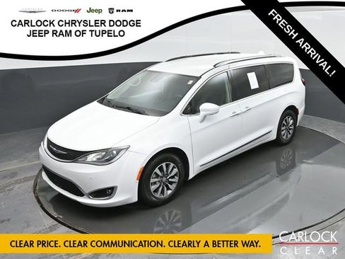 Used 2020 Chrysler Pacifica Touring-L Plus w/ Advanced Safetytec Group image 53