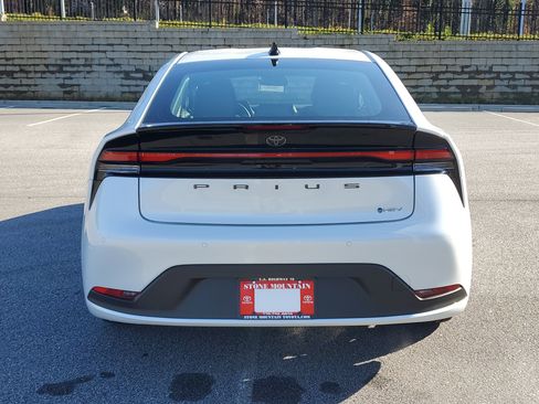 New 2026 Toyota Prius LE image 5