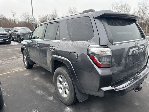 Used 2021 Toyota 4Runner SR5 Premium w/ Moonroof Package image 3