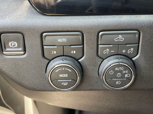 Used 2026 Chevrolet Silverado 1500 RST w/ RST Select Package AWD/4WD image 30
