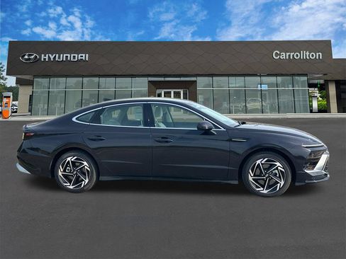 New 2026 Hyundai Sonata SEL FWD image 5