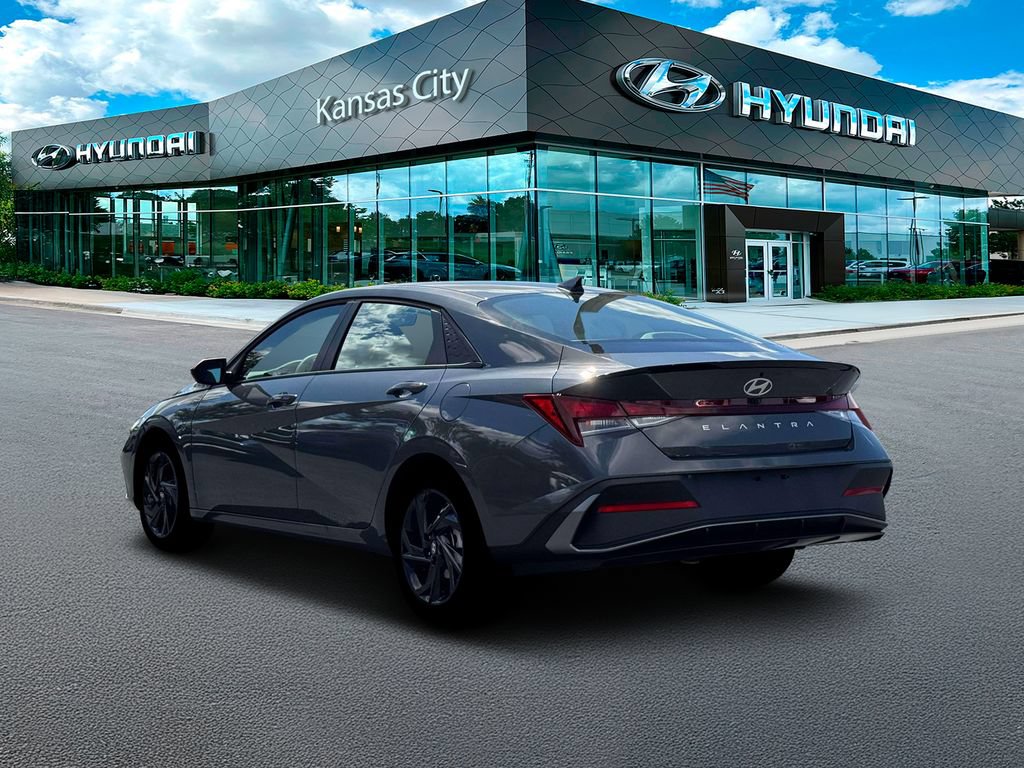 New 2026 Hyundai Elantra Sport FWD image 5