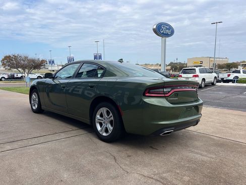 Used 2023 Dodge Charger SXT image 5