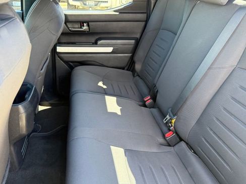 Used 2024 Toyota Tacoma TRD Off-Road image 31