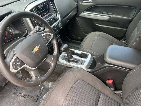 Used 2016 Chevrolet Colorado LT w/ Midnight Edition RWD image 11