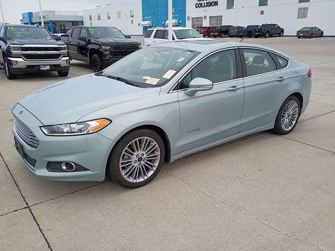Used 2014 Ford Fusion SE w/ Equipment Group 502A image 3
