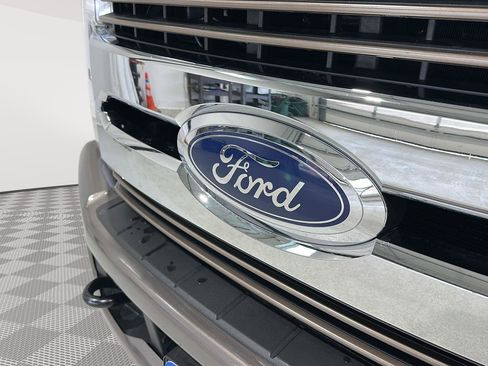 Used 2019 Ford F250 King Ranch w/ King Ranch Ultimate Package image 29