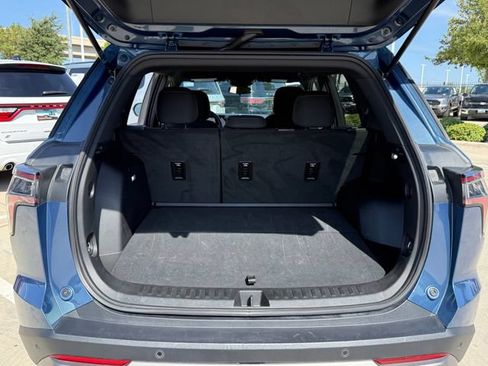 Used 2026 Chevrolet Equinox LT FWD image 30