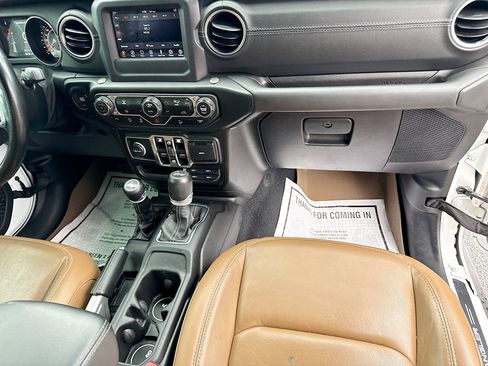 Used 2020 Jeep Wrangler Unlimited Sahara w/ LED Lighting Group image 17