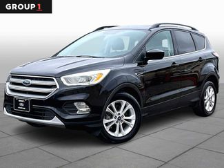 Used 2017 Ford Escape SE w/ SE Leather Comfort Package video 1