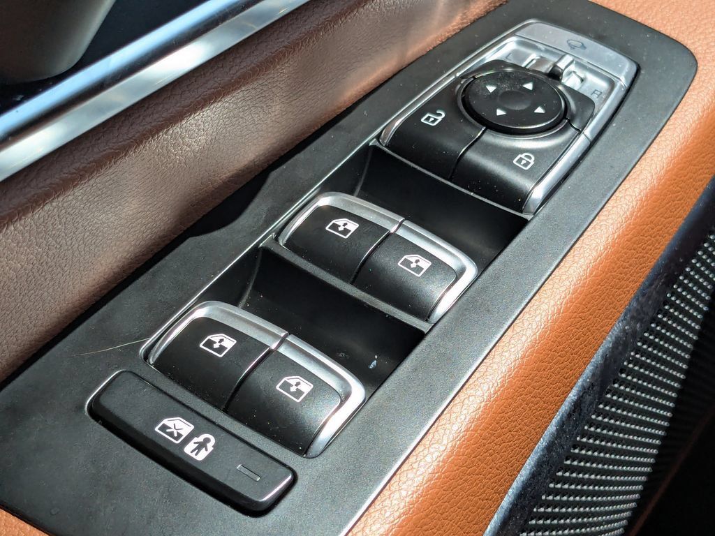 Used 2024 Kia Telluride SX X-Line AWD/4WD image 12
