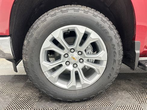 New 2026 Chevrolet Silverado 1500 LTZ image 12