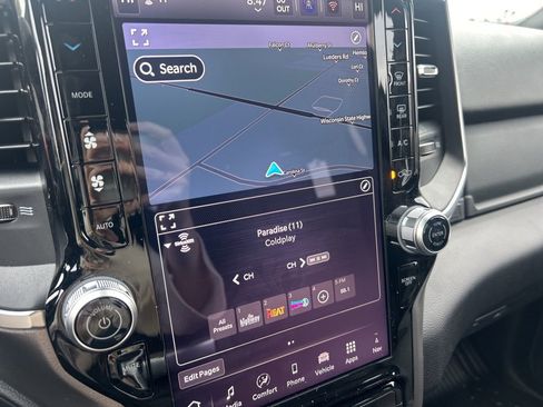 New 2026 RAM 5500 Tradesman image 27