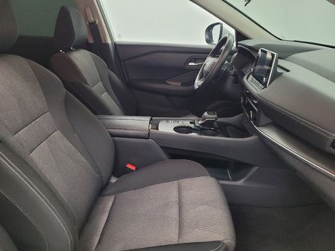 Used 2025 Nissan Rogue SV FWD image 21