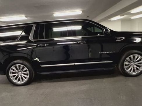 Certified 2024 GMC Yukon XL Denali w/ Advanced Technology Package image 9