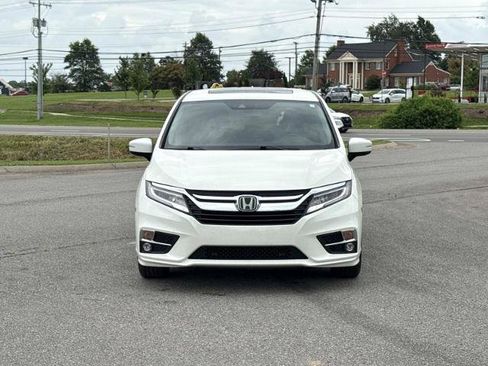 Used 2019 Honda Odyssey Elite image 2
