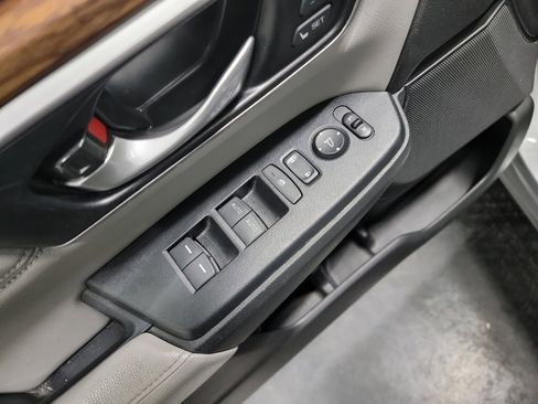 Used 2019 Honda CR-V EX-L image 14