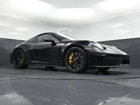 Used 2026 Porsche 911 Targa 4 GTS AWD/4WD image 30