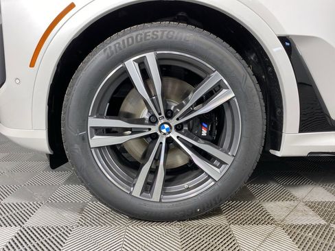 New 2026 BMW X7 xDrive40i image 6
