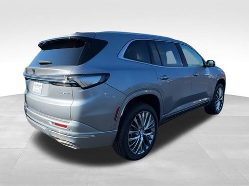 New 2026 Buick Enclave Avenir w/ Super Cruise Package FWD image 8