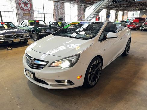 Used 2019 Buick Cascada Premium image 8