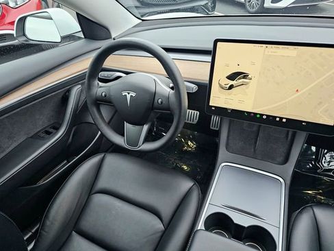Used 2022 Tesla Model 3 Performance image 29