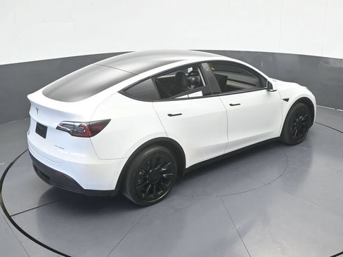 Used 2022 Tesla Model Y Long Range AWD/4WD image 50