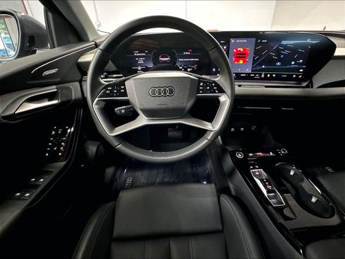Certified 2025 Audi Q6 e-tron Premium Plus w/ Premium Plus AWD/4WD image 8