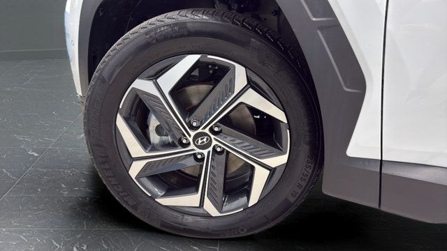 Used 2024 Hyundai Tucson Limited AWD/4WD image 38