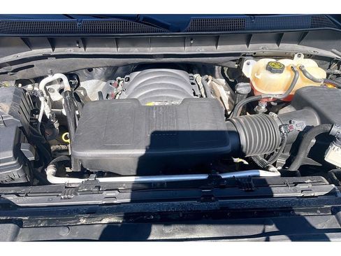 Used 2021 Chevrolet Silverado 1500 LT AWD/4WD image 12
