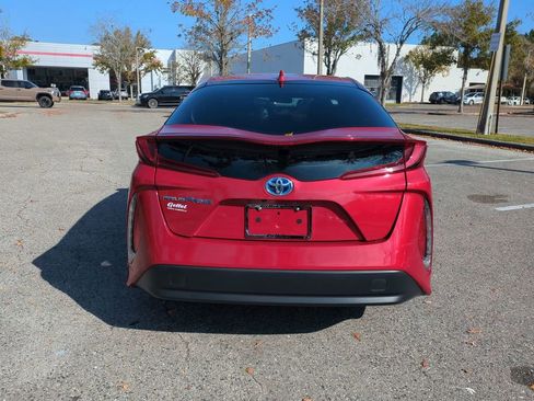 Certified 2022 Toyota Prius Prime LE image 6