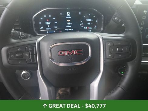Used 2025 GMC Sierra 1500 SLT image 40