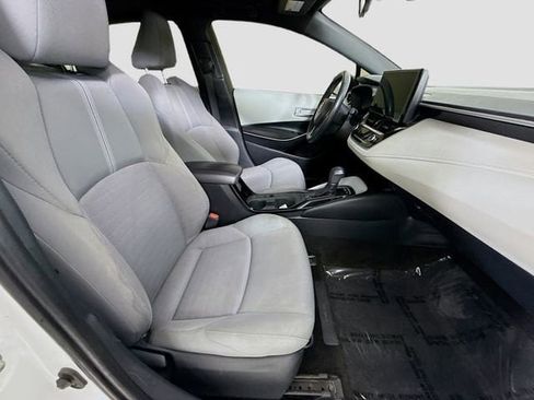 Certified 2024 Toyota Corolla SE w/ SE Package image 26