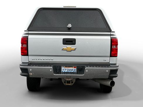 Used 2016 Chevrolet Silverado 2500 LT w/ LT Convenience Package image 4