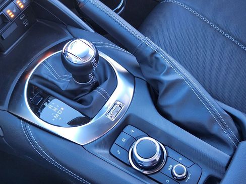 New 2025 MAZDA MX-5 Miata Grand Touring w/ Weather Package image 10